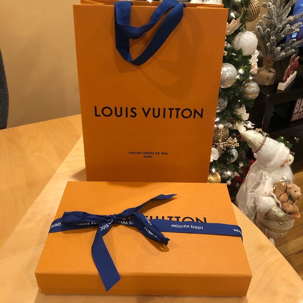 Louis Vuitton Dustbox Wallet Clutch